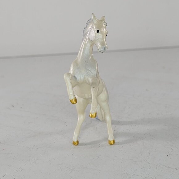 Breyer Stablemate Fantasy Play Set Pegasus Horse #5911 *Missing Wings* - Picture 3 of 8